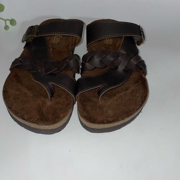 New Cliff by White Mountain Brown Sandals - Picture 5 of 7